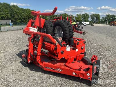 KUHN SW1614C (Unused) - Presse à balles rondes: photos 4 KUHN SW1614C (Unused) - Presse à balles rondes: photos 4