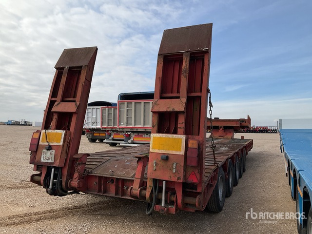 1991 Trabosa GMO 865 86 ton 5 Axle Lowboy Trailer - Remorque porte-engin surbaissée: photos 3 1991 Trabosa GMO 865 86 ton 5 Axle Lowboy Trailer - Remorque porte-engin surbaissée: photos 3