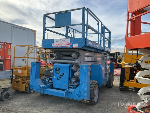 2002 Genie GS-5390 4x4 Diesel (Inoperable) Scissor Lift - Nacelle ciseaux: photos 1 2002 Genie GS-5390 4x4 Diesel (Inoperable) Scissor Lift - Nacelle ciseaux: photos 1