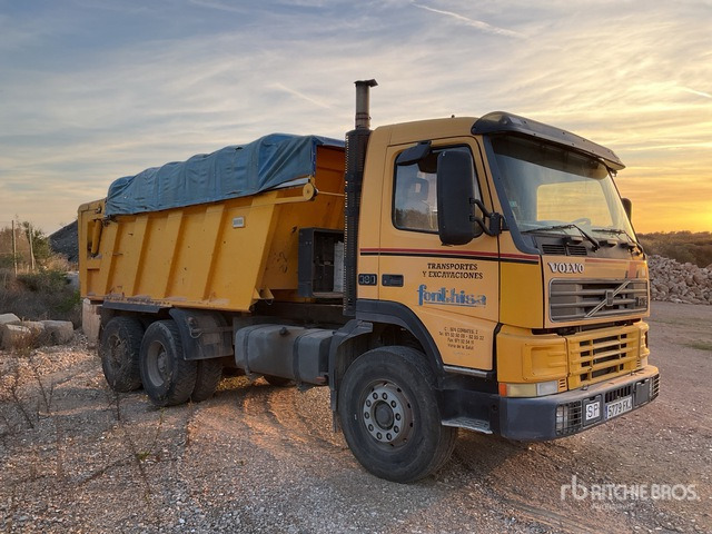 2002 Volvo FM12-380 6x4 T/A Dump Truck - Camion benne: photos 4 2002 Volvo FM12-380 6x4 T/A Dump Truck - Camion benne: photos 4