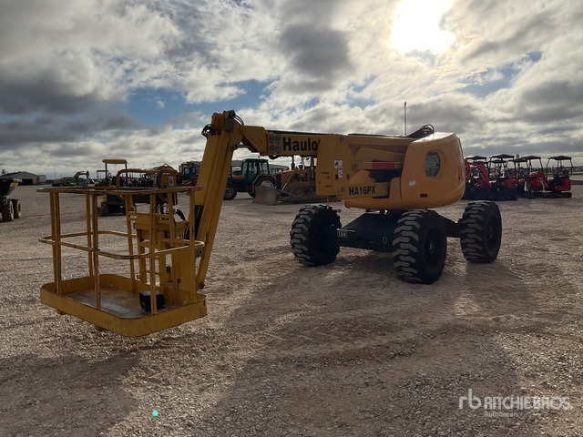 2003 Haulotte HA16PXNT 4WD Diesel Articulating Boom Lift - Nacelle articulée: photos 4 2003 Haulotte HA16PXNT 4WD Diesel Articulating Boom Lift - Nacelle articulée: photos 4