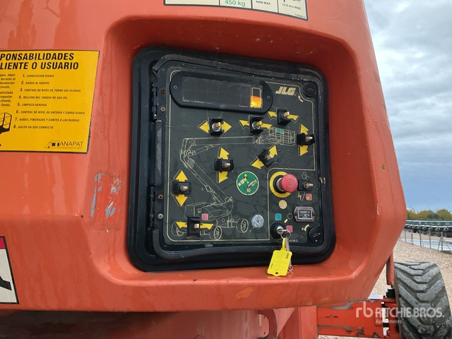 2005 JLG 1250AJP 4WD Diesel Articulating Boom Lift - Nacelle articulée: photos 3 2005 JLG 1250AJP 4WD Diesel Articulating Boom Lift - Nacelle articulée: photos 3