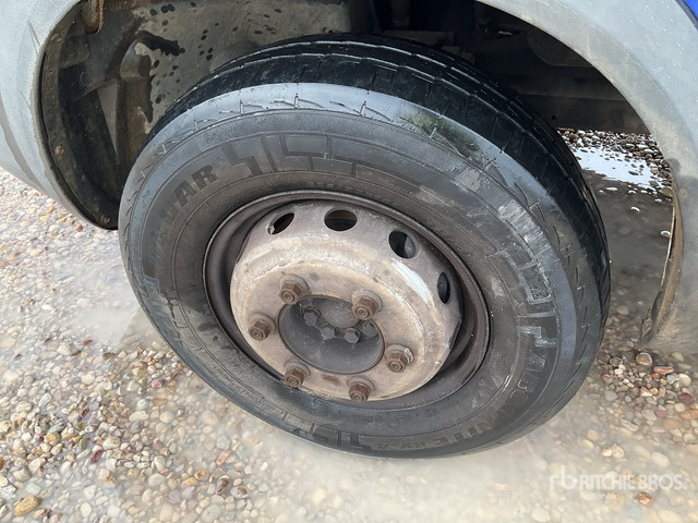 2006 Iveco Daily 65C15 4x2 Flatbed Truck - Camion plateau: photos 5 2006 Iveco Daily 65C15 4x2 Flatbed Truck - Camion plateau: photos 5