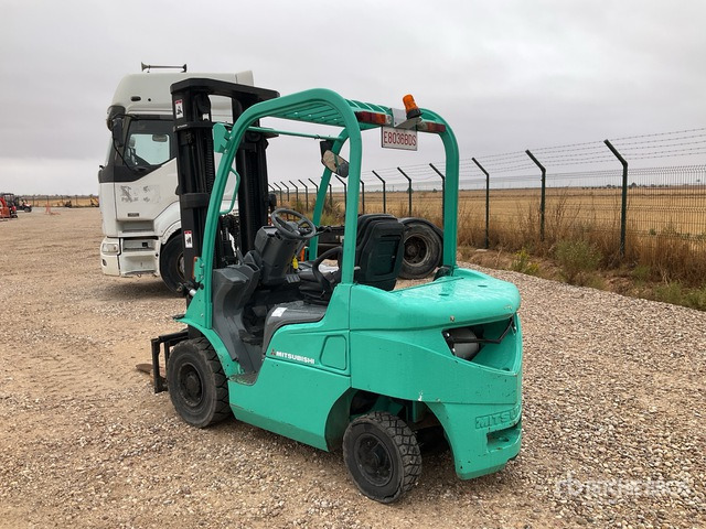 2006 Mitsubishi FD25N Forklift - Chariot élévateur diesel: photos 4 2006 Mitsubishi FD25N Forklift - Chariot élévateur diesel: photos 4