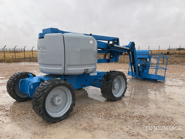 2007 Genie Z45/25 4WD Diesel Articulating Boom Lift - Nacelle articulée: photos 2 2007 Genie Z45/25 4WD Diesel Articulating Boom Lift - Nacelle articulée: photos 2