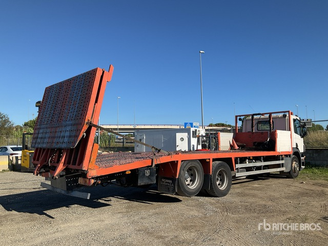 2007 Scania P310 6x2 Flatbed Truck - Camion plateau: photos 3 2007 Scania P310 6x2 Flatbed Truck - Camion plateau: photos 3