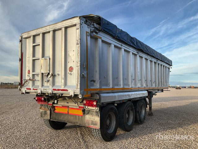 2009 Voltrailer VSR3AL01 Tri/A Aluminum End Dump Trailer - Remorque benne: photos 3 2009 Voltrailer VSR3AL01 Tri/A Aluminum End Dump Trailer - Remorque benne: photos 3