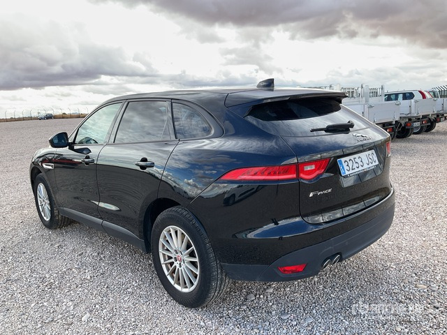 2016 Jaguar F Pace Automobile - SUV: photos 2 2016 Jaguar F Pace Automobile - SUV: photos 2
