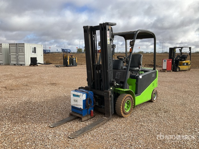 2016 Manitou ME430 Electric Forklift - Chariot élévateur électrique: photos 2 2016 Manitou ME430 Electric Forklift - Chariot élévateur électrique: photos 2