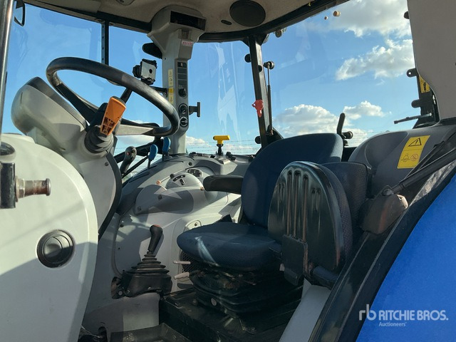 2017 New Holland T5.115 4WD Tractor - Tracteur agricole: photos 4 2017 New Holland T5.115 4WD Tractor - Tracteur agricole: photos 4