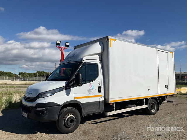 2019 Iveco Daily 70C18 4x2 Van Truck - Camion fourgon: photos 1 2019 Iveco Daily 70C18 4x2 Van Truck - Camion fourgon: photos 1