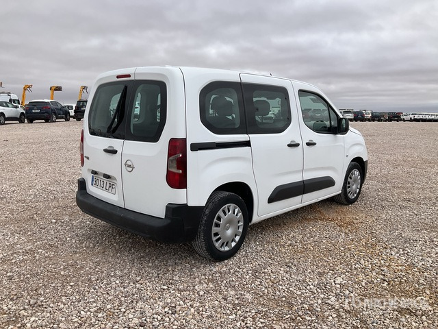 2021 Opel Combo Life Passenger Van - Minibus, Transport de personnes: photos 3 2021 Opel Combo Life Passenger Van - Minibus, Transport de personnes: photos 3