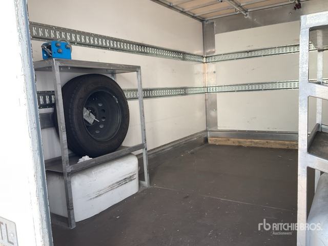 2021 Renault Master 4x2 Van Truck - Camion fourgon: photos 5 2021 Renault Master 4x2 Van Truck - Camion fourgon: photos 5