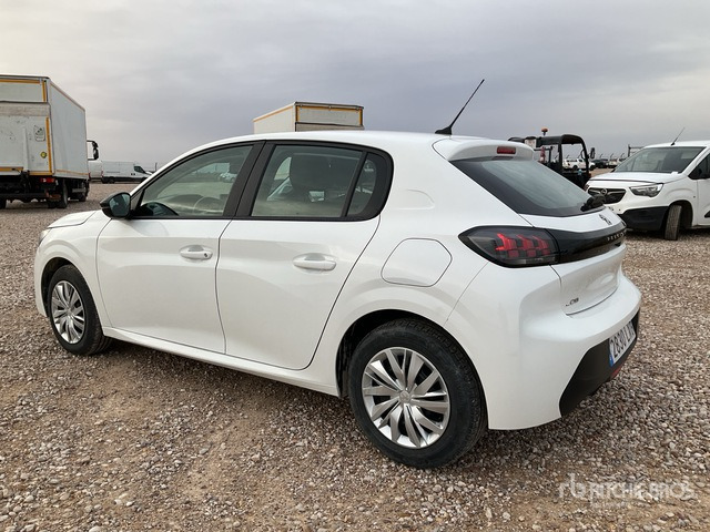 2022 Peugeot 208 Automobile - Voiture: photos 3 2022 Peugeot 208 Automobile - Voiture: photos 3