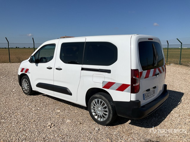 2022 Toyota Proace City Verso 5 Passenger Van - Minibus, Transport de personnes: photos 3 2022 Toyota Proace City Verso 5 Passenger Van - Minibus, Transport de personnes: photos 3