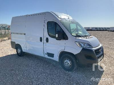 FIAT DUCATO 11S - Fourgon utilitaire: photos 4 FIAT DUCATO 11S - Fourgon utilitaire: photos 4