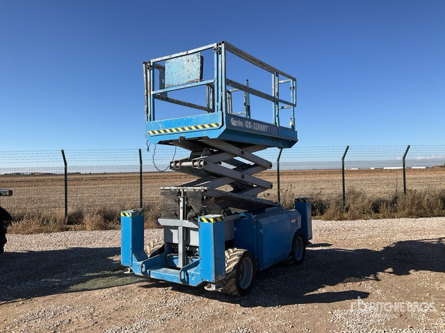Genie GS3268RT Scissor Lift - Nacelle ciseaux: photos 1 Genie GS3268RT Scissor Lift - Nacelle ciseaux: photos 1