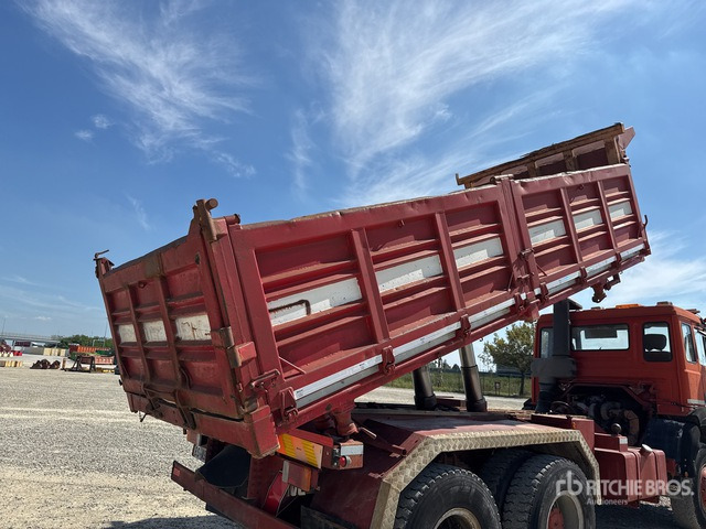 1988 Iveco 330-30 6x4 T/A Dump Truck - Camion benne: photos 5 1988 Iveco 330-30 6x4 T/A Dump Truck - Camion benne: photos 5