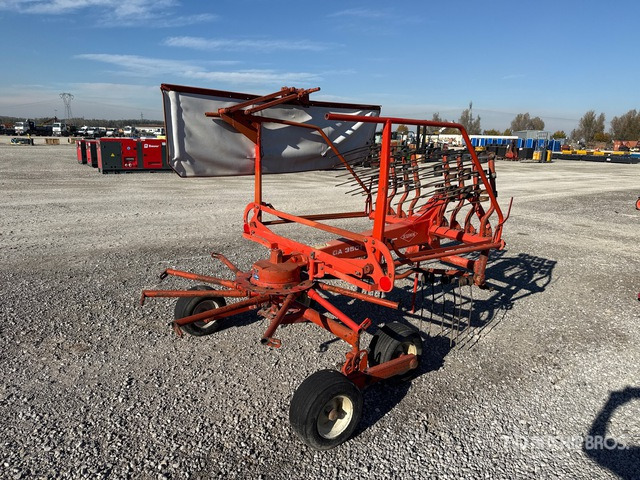 1999 Kuhn GA 3501 GM Hay Rake - Faneuse: photos 1 1999 Kuhn GA 3501 GM Hay Rake - Faneuse: photos 1