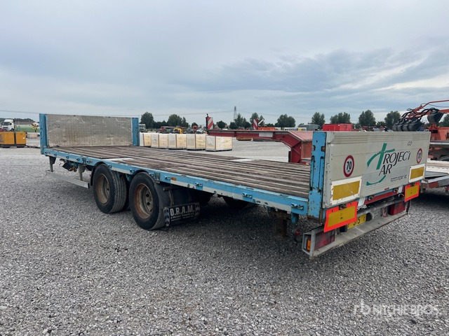 2002 Pezzaioli BC22G/20 T/A Trailer :Misc. Trailer - Remorque plateau: photos 3 2002 Pezzaioli BC22G/20 T/A Trailer :Misc. Trailer - Remorque plateau: photos 3