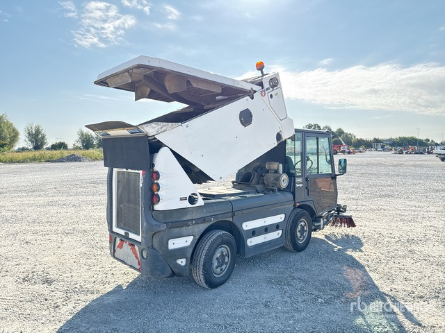 2006 Schmidt Compact 200 Autocarro spazzatrice - Balayeuse de voirie: photos 4 2006 Schmidt Compact 200 Autocarro spazzatrice - Balayeuse de voirie: photos 4