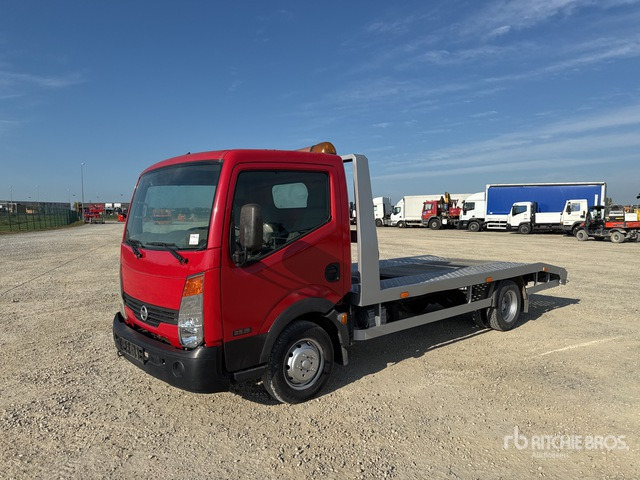 2007 Nissan Cabstar 35.15 Autocarro trasporto automobili - Remorqueuse: photos 1 2007 Nissan Cabstar 35.15 Autocarro trasporto automobili - Remorqueuse: photos 1