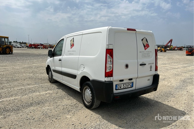 2009 Fiat Scudo Van Truck - Fourgonnette: photos 1 2009 Fiat Scudo Van Truck - Fourgonnette: photos 1