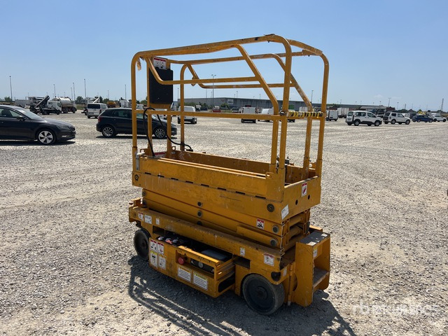 2009 Haulotte Optimum 8 (Inoperable) Scissor Lift - Nacelle ciseaux: photos 3 2009 Haulotte Optimum 8 (Inoperable) Scissor Lift - Nacelle ciseaux: photos 3