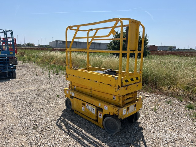 2009 Haulotte Optimum 8 (Inoperable) Scissor Lift - Nacelle ciseaux: photos 3 2009 Haulotte Optimum 8 (Inoperable) Scissor Lift - Nacelle ciseaux: photos 3