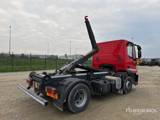 2009 Iveco Eurocargo 120E28 4x2 Roll-Off Truck - Camion ampliroll: photos 3 2009 Iveco Eurocargo 120E28 4x2 Roll-Off Truck - Camion ampliroll: photos 3