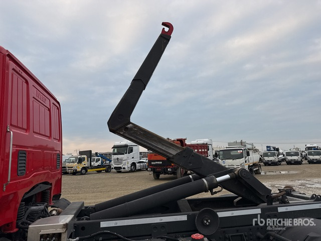 2009 Iveco Eurocargo 120E28 4x2 Roll-Off Truck - Camion ampliroll: photos 4 2009 Iveco Eurocargo 120E28 4x2 Roll-Off Truck - Camion ampliroll: photos 4