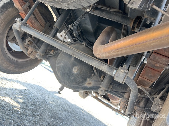 Camion avec nacelle 2013 Mitsubishi Canter 2013 Socage DA328 28 m on 4x2 Bucket Truck: photos 6