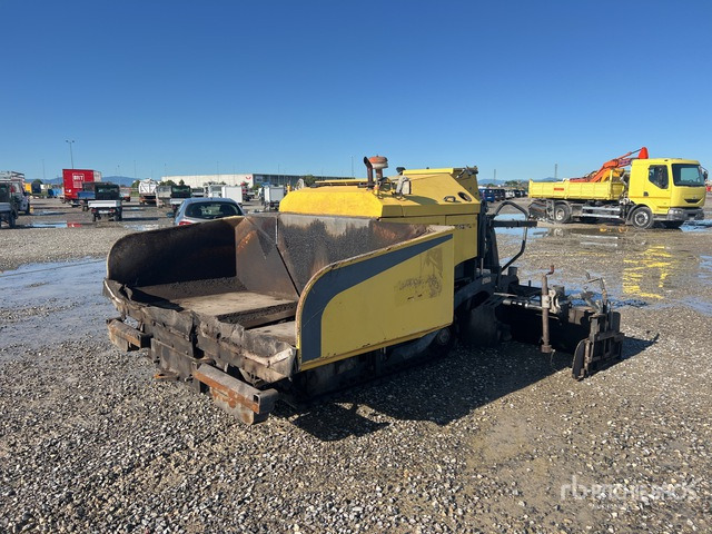 2015 Bomag BF223C Track Asphalt Paver - Broyeur/ Épareuse: photos 2 2015 Bomag BF223C Track Asphalt Paver - Broyeur/ Épareuse: photos 2