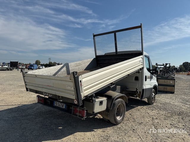 2015 Iveco Daily 35-110 Autocarro ribaltabile: carichi leggeri - Utilitaire benne: photos 3 2015 Iveco Daily 35-110 Autocarro ribaltabile: carichi leggeri - Utilitaire benne: photos 3