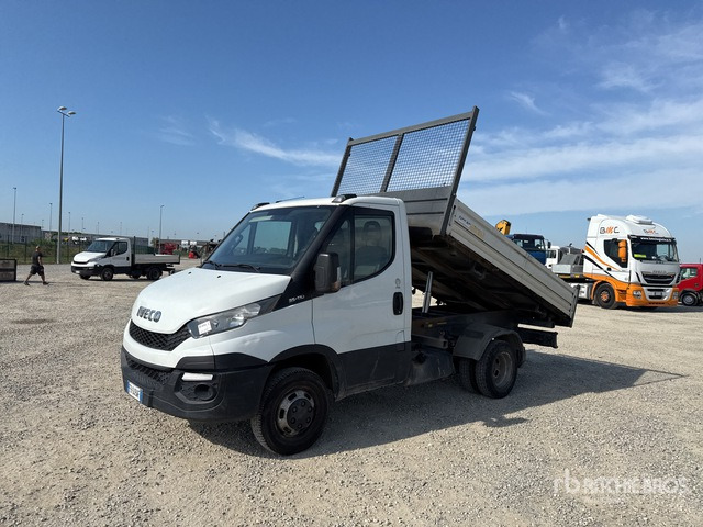 2015 Iveco Daily 35-110 Autocarro ribaltabile: carichi leggeri - Utilitaire benne: photos 2 2015 Iveco Daily 35-110 Autocarro ribaltabile: carichi leggeri - Utilitaire benne: photos 2