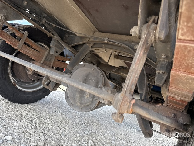 2015 Iveco Daily 35C11 Autocarro cassone fisso - Fourgon plateau: photos 4 2015 Iveco Daily 35C11 Autocarro cassone fisso - Fourgon plateau: photos 4