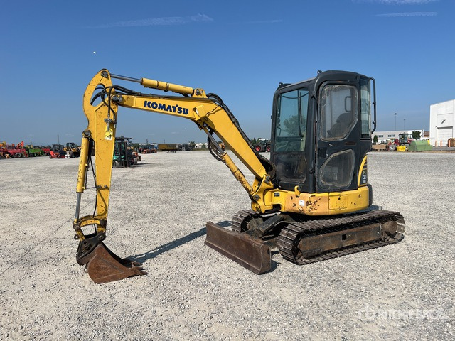 2015 Komatsu PC30MR-3 Mini Excavator: <6.6t - Mini pelle: photos 1 2015 Komatsu PC30MR-3 Mini Excavator: <6.6t - Mini pelle: photos 1