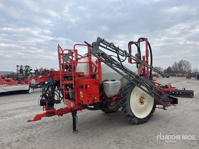 2016 Maschio Gaspardo Campo 22C S/A Pull-Type Sprayer - Pulvérisateur traîné: photos 1 2016 Maschio Gaspardo Campo 22C S/A Pull-Type Sprayer - Pulvérisateur traîné: photos 1