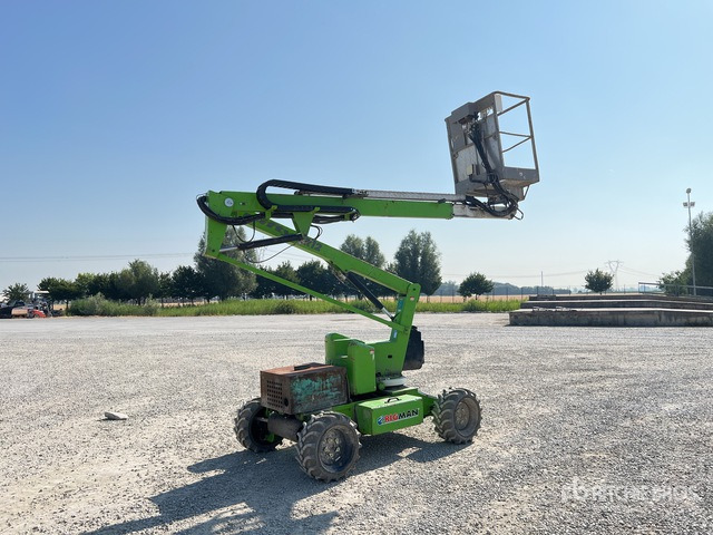 2016 Nifty-Lift HR12DE 4WD MK1B Articulating Boom Lift - Nacelle articulée: photos 4 2016 Nifty-Lift HR12DE 4WD MK1B Articulating Boom Lift - Nacelle articulée: photos 4