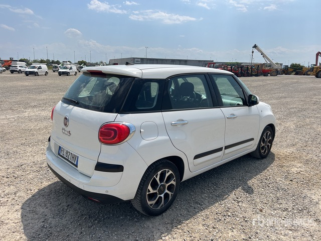 2017 Fiat 500L Automobile - Voiture: photos 3 2017 Fiat 500L Automobile - Voiture: photos 3
