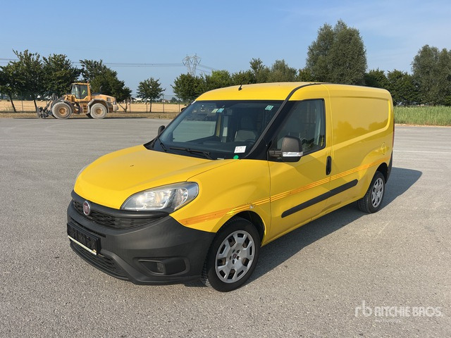 2017 Fiat Doblo Van Truck - Fourgon utilitaire: photos 1 2017 Fiat Doblo Van Truck - Fourgon utilitaire: photos 1