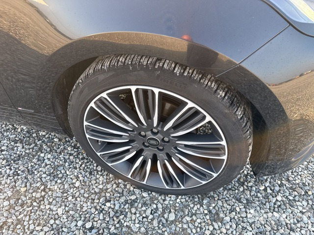 2017 Land Rover Range Rover Velar SUV Sport Utility Vehicle - SUV: photos 5 2017 Land Rover Range Rover Velar SUV Sport Utility Vehicle - SUV: photos 5