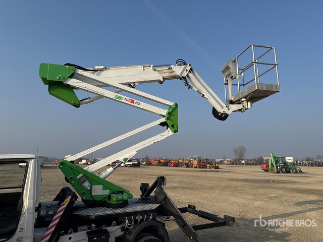 2018 Piaggio Porter Maxxi Comet 14.6 HQ 14 m on Bucket Truck - Camion avec nacelle: photos 4 2018 Piaggio Porter Maxxi Comet 14.6 HQ 14 m on Bucket Truck - Camion avec nacelle: photos 4