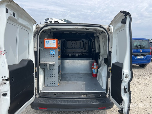 Fourgonnette 2019 Fiat Doblo Cargo Autocarro furgonato: photos 6