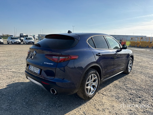 2020 Alfa Romeo Stelvio 2.2 TURBO DIESEL 190CV AT8 Q4 B ... SUV - SUV: photos 3 2020 Alfa Romeo Stelvio 2.2 TURBO DIESEL 190CV AT8 Q4 B ... SUV - SUV: photos 3