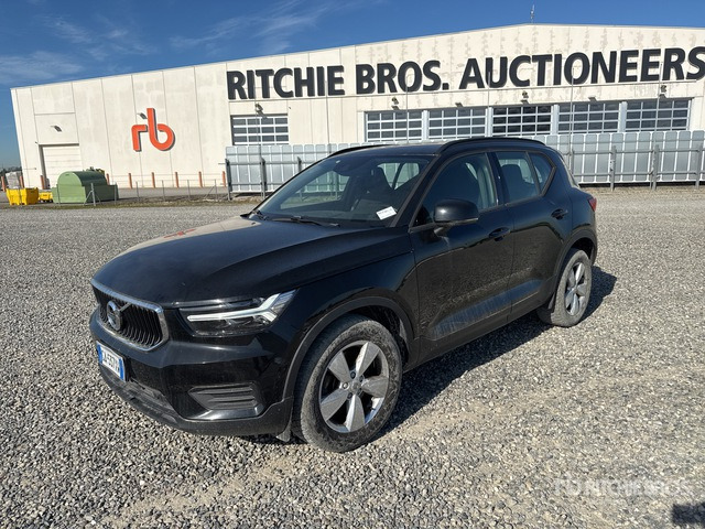 2020 Volvo XC40 D3 GEARTRONIC BUSINESS SUV - SUV: photos 2 2020 Volvo XC40 D3 GEARTRONIC BUSINESS SUV - SUV: photos 2