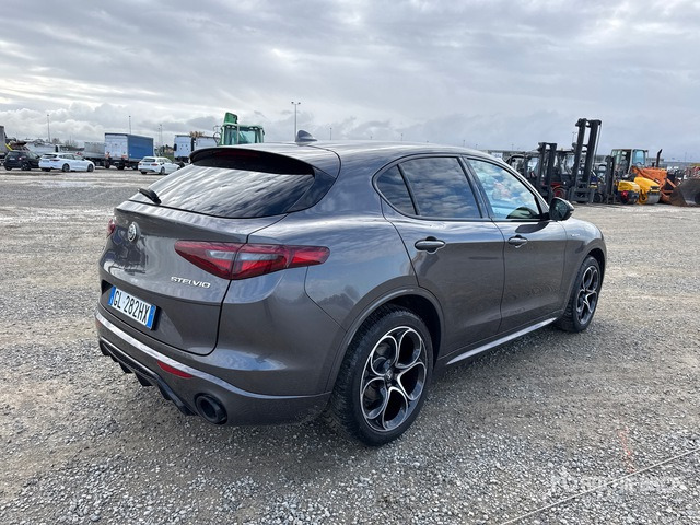 2022 Alfa Romeo Stelvio 2.2 TD Veloce Q4 154KW/210CV SUV - SUV: photos 3 2022 Alfa Romeo Stelvio 2.2 TD Veloce Q4 154KW/210CV SUV - SUV: photos 3