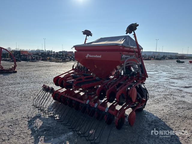 2022 Kverneland DL (Unused) Air Seeder - Semoir: photos 2 2022 Kverneland DL (Unused) Air Seeder - Semoir: photos 2