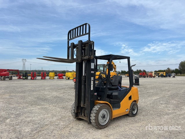 2023 XCMG FD35T 3500 kg Forklift - Chariot élévateur: photos 1 2023 XCMG FD35T 3500 kg Forklift - Chariot élévateur: photos 1