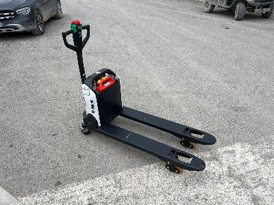 BOBCAT LPM15N Electric (Unused) - Transpalette: photos 4 BOBCAT LPM15N Electric (Unused) - Transpalette: photos 4